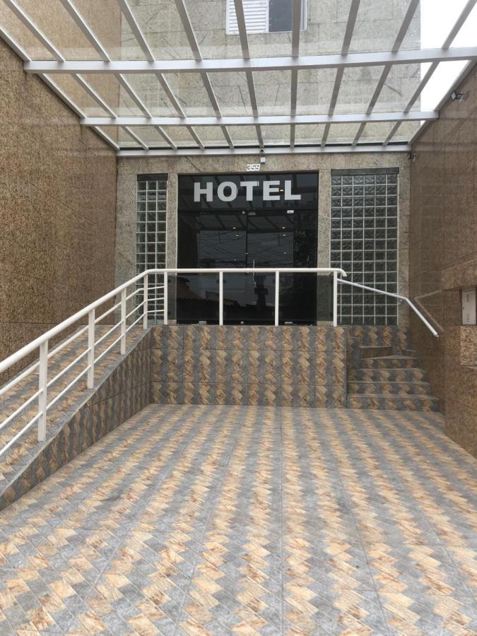 Attriun Hotel Guarulhos Exterior photo